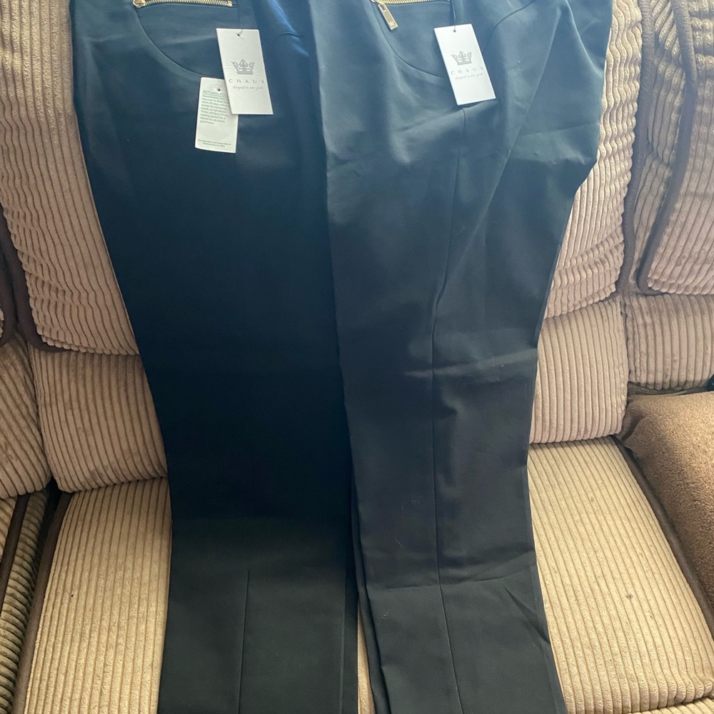 Chaus Black Women's Pants